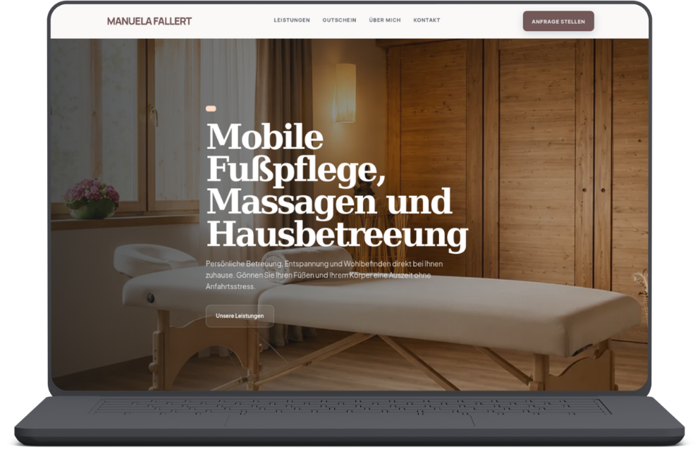 Manuela Fallert Website auf Laptop